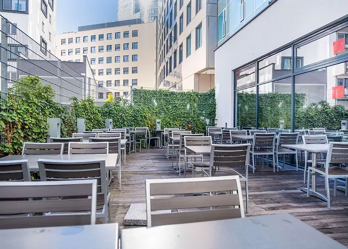 Leonardo Hauptbahnhof Otel Viyana