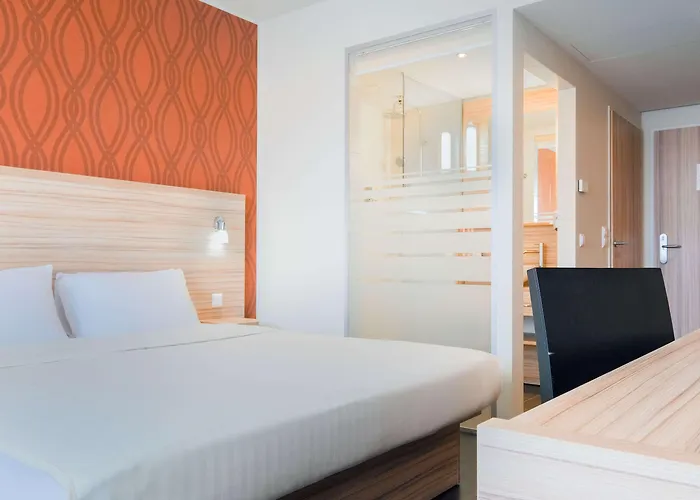 Leonardo Hauptbahnhof 4* Viyana