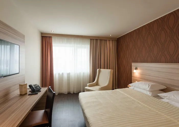 Otel Leonardo Hauptbahnhof 4*